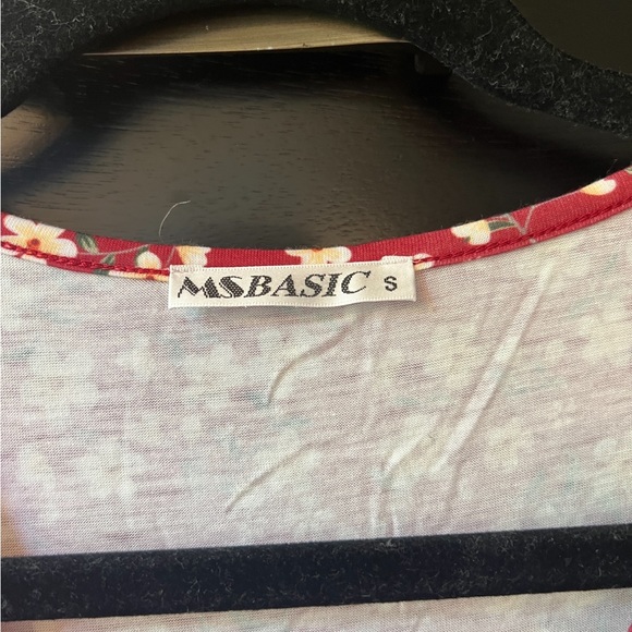 NWT | MS Basic Short Sleeve Deep V-Neck MIDI Dress | Size: S | Red Floral - Picture 10 of 10